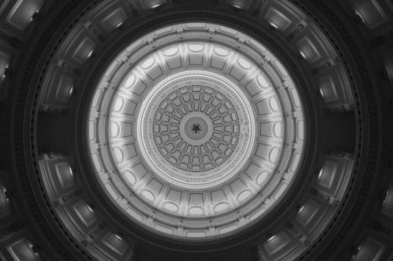 Interior do prédio do capitólio, em Austin, no Texas. nos Estados Unidos